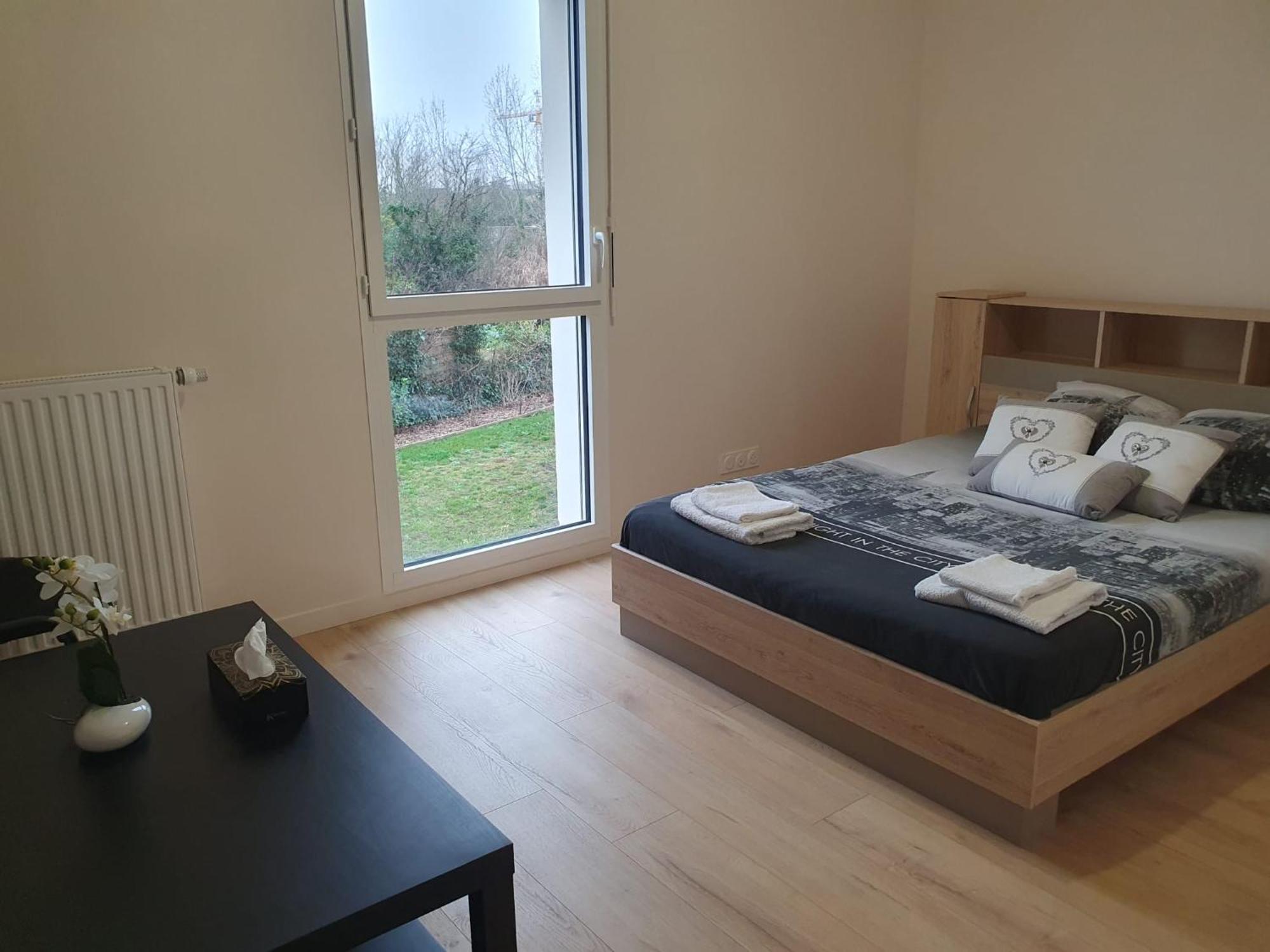 Appartement A Floirac Avec 2 Chambres, Un Parking Prive, Une Terrasse, A 5 Minutes En Voiture De L'Arkea Arena De Bordeaux Εξωτερικό φωτογραφία